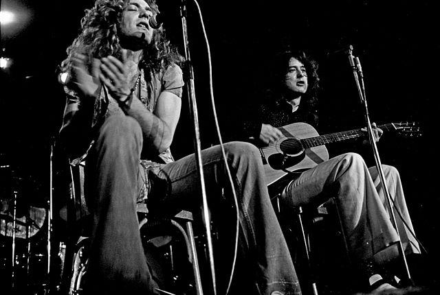 Lançado o disco Led Zeppelin IV, de "Stairway to Heaven"