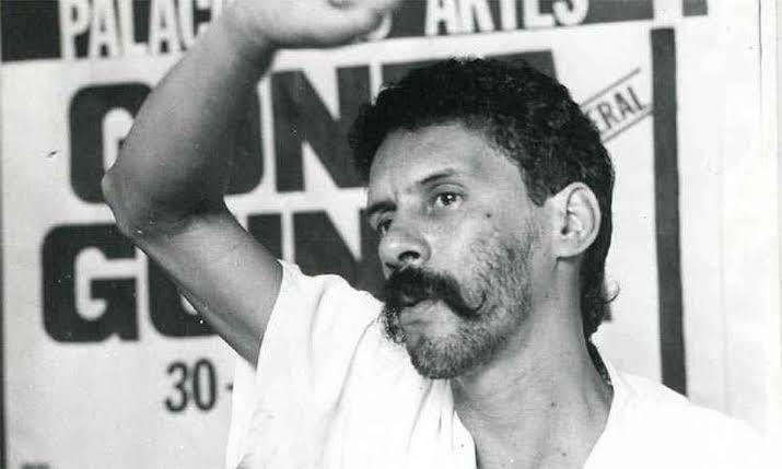 Morre Gonzaguinha, cantor e compositor brasileiro