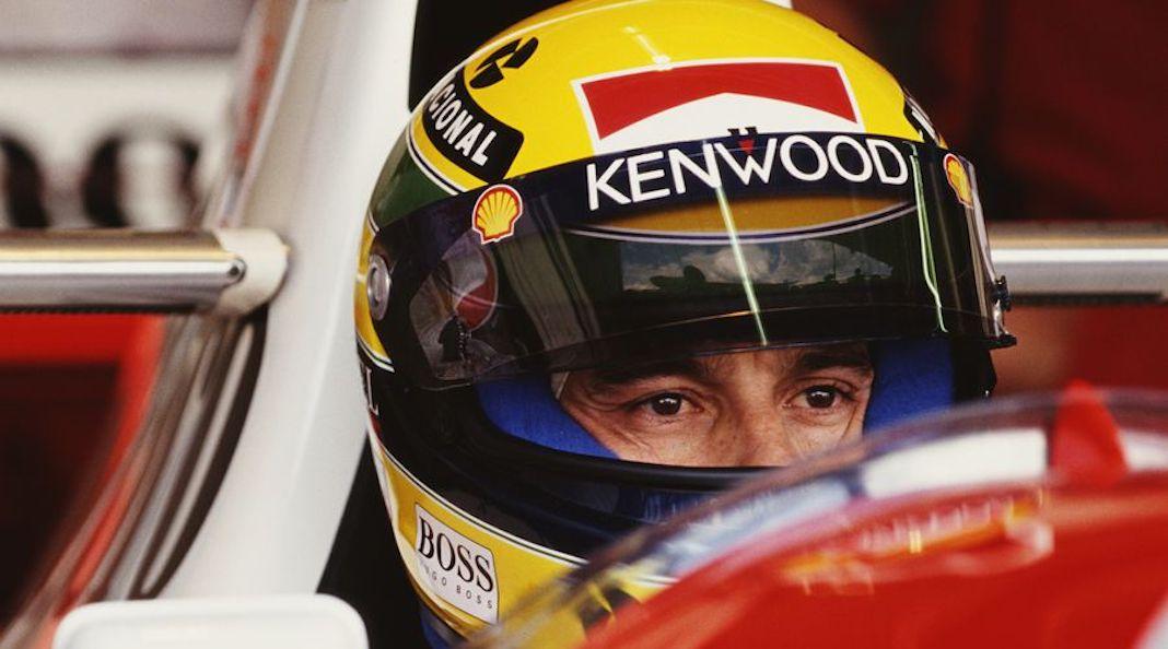 Ayrton Senna conquista o segundo título mundial