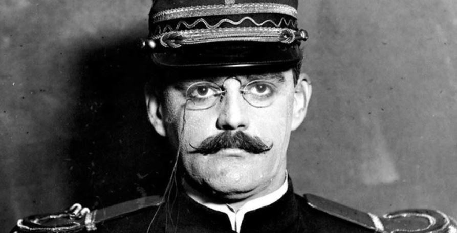 Alfredo Dreyfus é condenado à prisão perpétua
