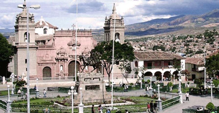 Fundada a cidade de Ayacucho no Peru