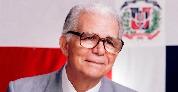 Balaguer assume presidência da República Dominicana