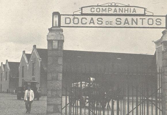 Início da concessão de operações da Companhia Doca de Santos