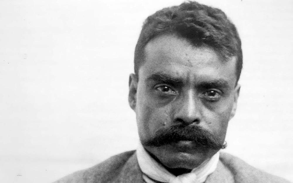 Nasce o líder mexicano Emiliano Zapata