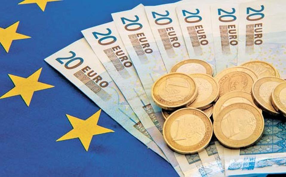Euro faz a sua estreia como moeda comum na Europa