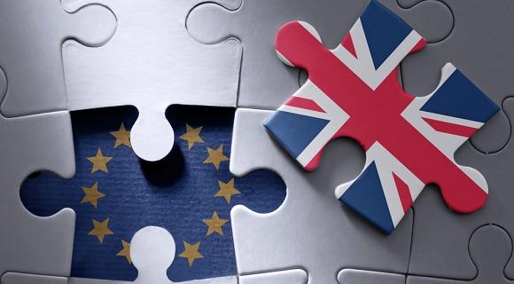 Em decisão histórica, britânicos decidem sair da União Europeia