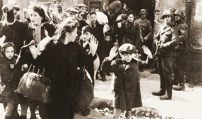 Judeus e nazistas se enfrentam em conflito que antecedeu o Levante do Gueto de Varsóvia