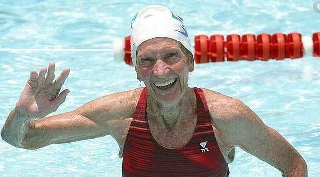 Nasce Maria Lenk, pioneira da natação feminina no Brasil