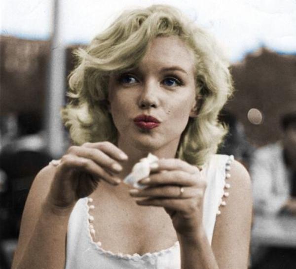Morre a diva Marilyn Monroe