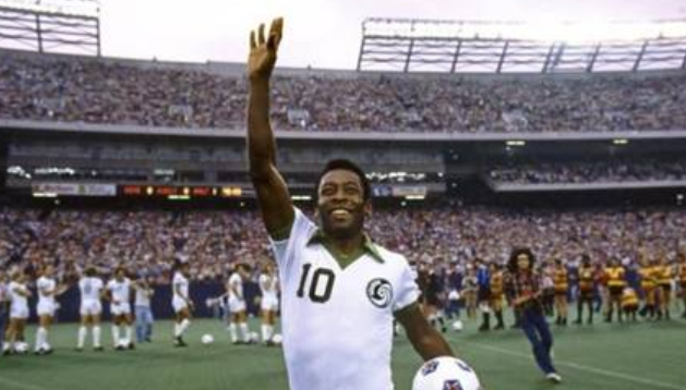 Última partida de Pelé como jogador profissional