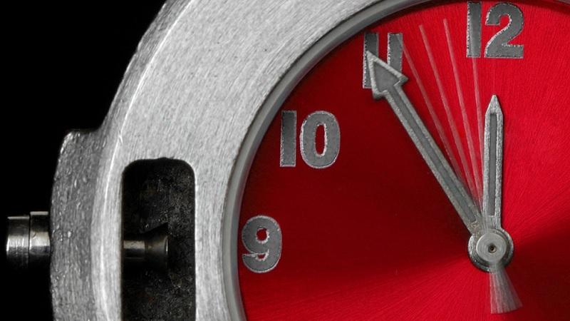 Relógio do Juízo Final é programado para cinco minutos antes da meia-noite