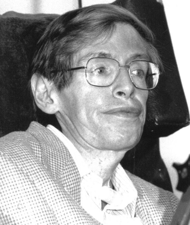 Nasce o físico teórico Stephen Hawking
