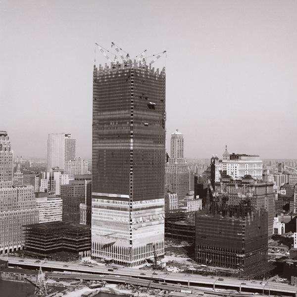Inaugurada a Torre Norte do WTC, o prédio mais alto do mundo da época