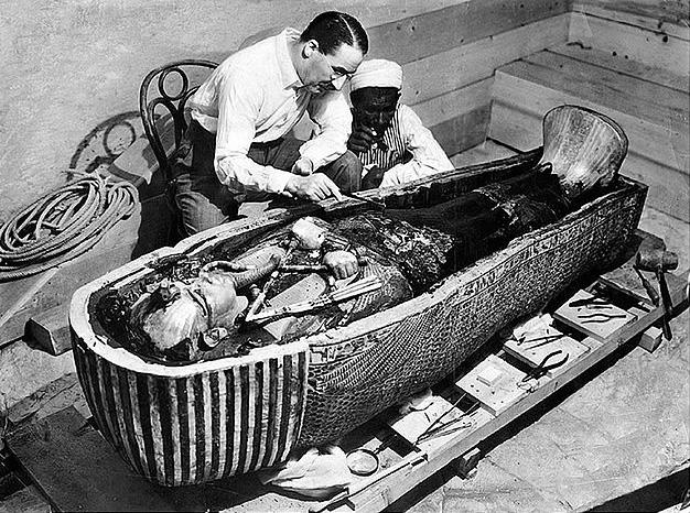 Arqueólogos entram na tumba de do faraó Tutancâmon